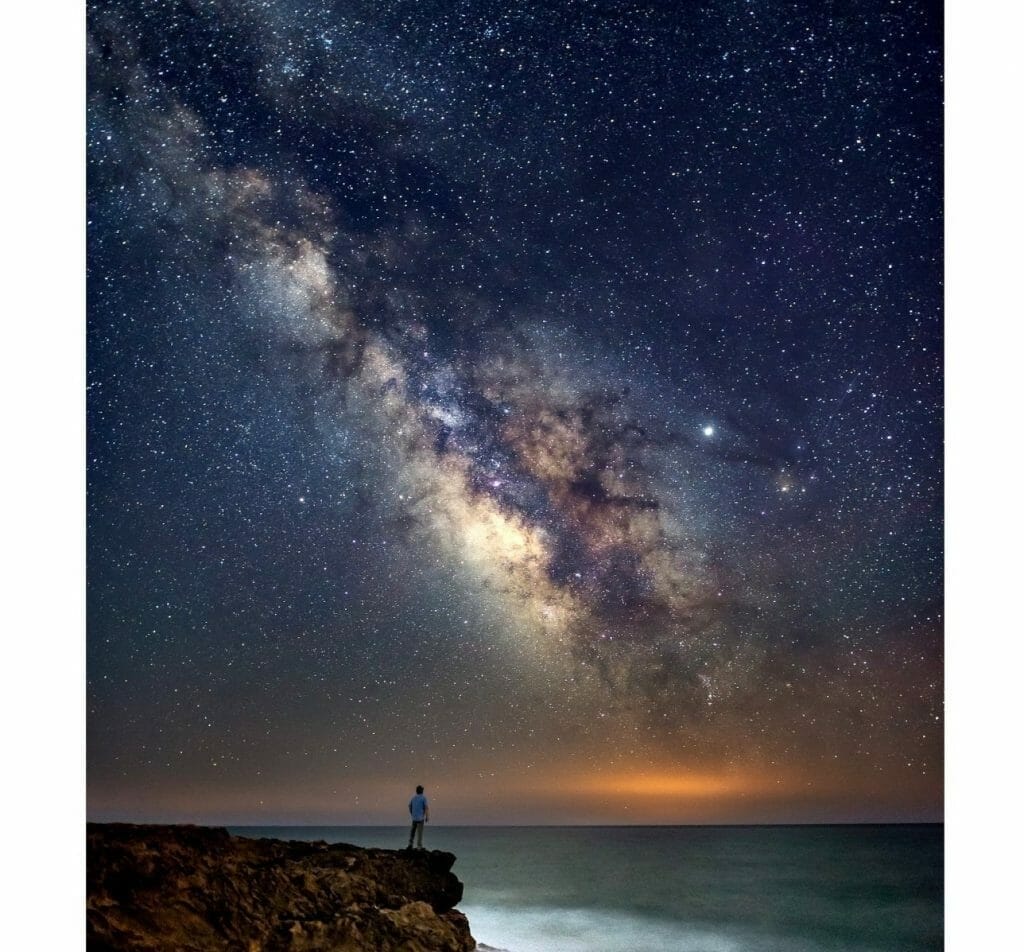 pursuing intimacy with god, intimacy with god bible studies, intimacy with jesus, intimate relationship with jesus christ, grow closer to god, seek god